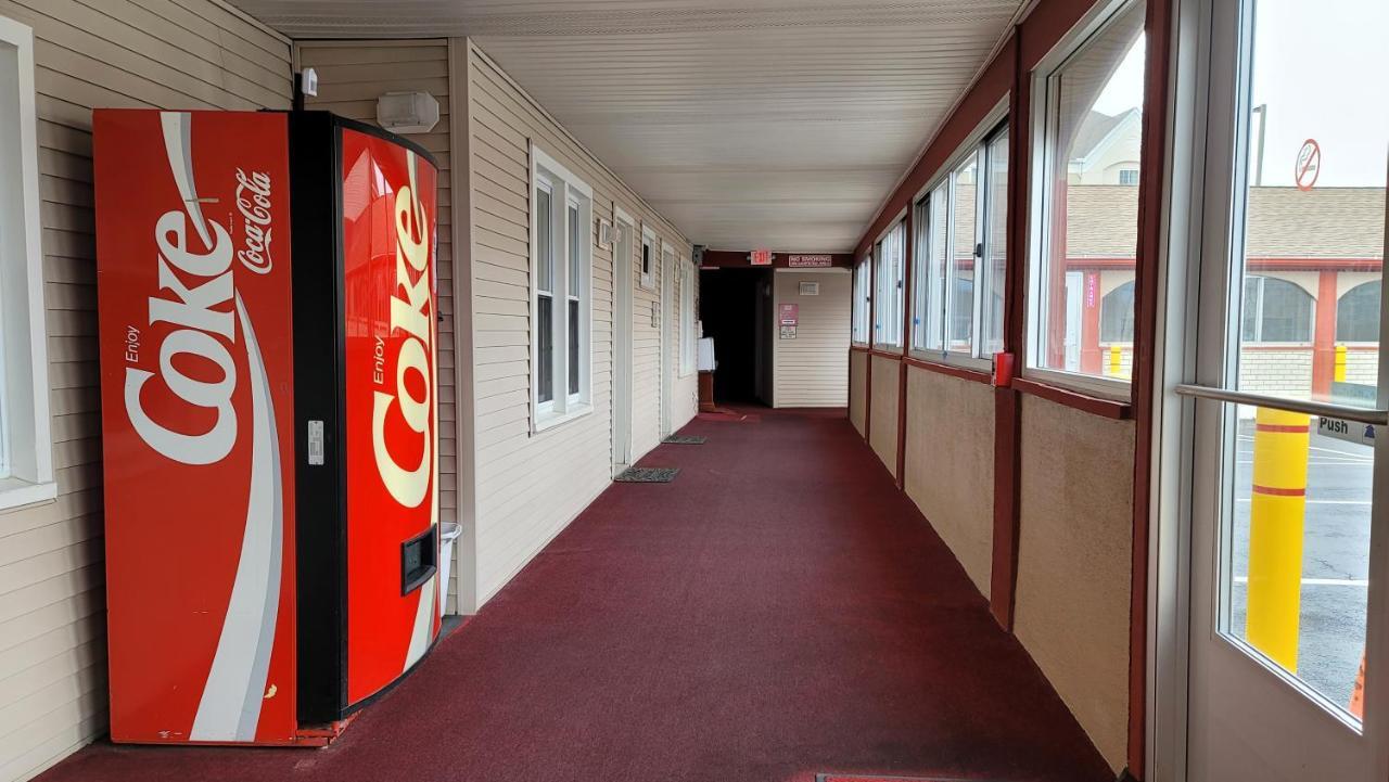 Red Carpet Inn West Springfield Kültér fotó
